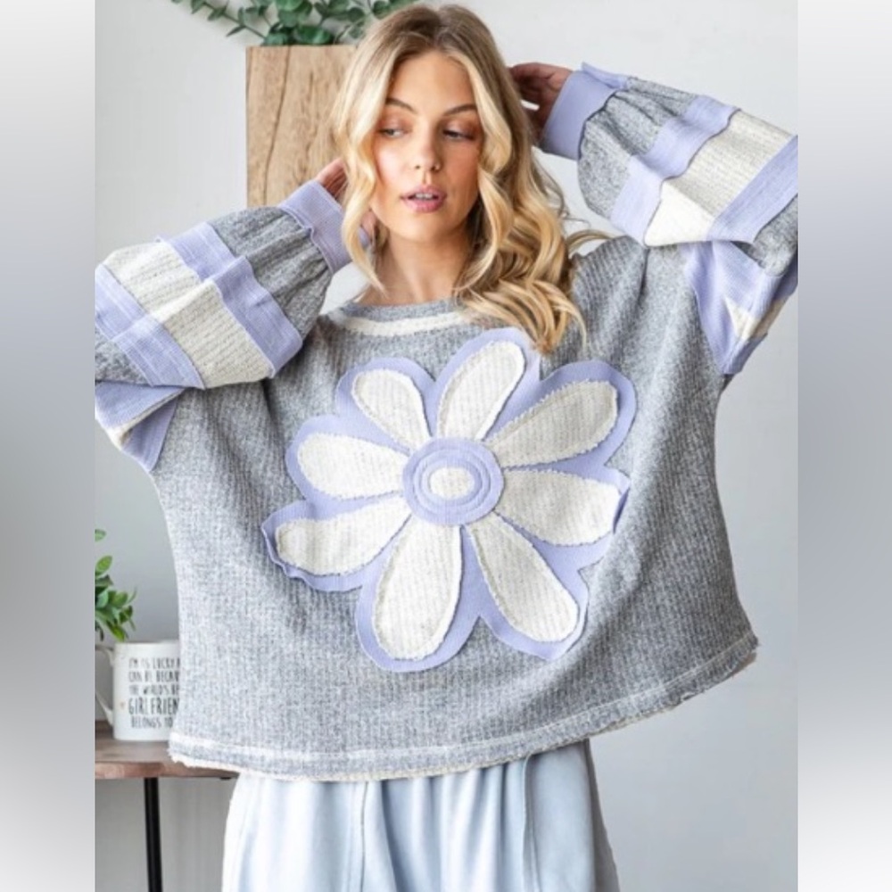 Oli & Hali Gray and Lavender Floral Sweater - Picture 3 of 8